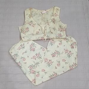 Victoria Secret capris pajamas size medium